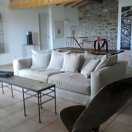 La Maison Du Ruisseau Conilhac-Corbières